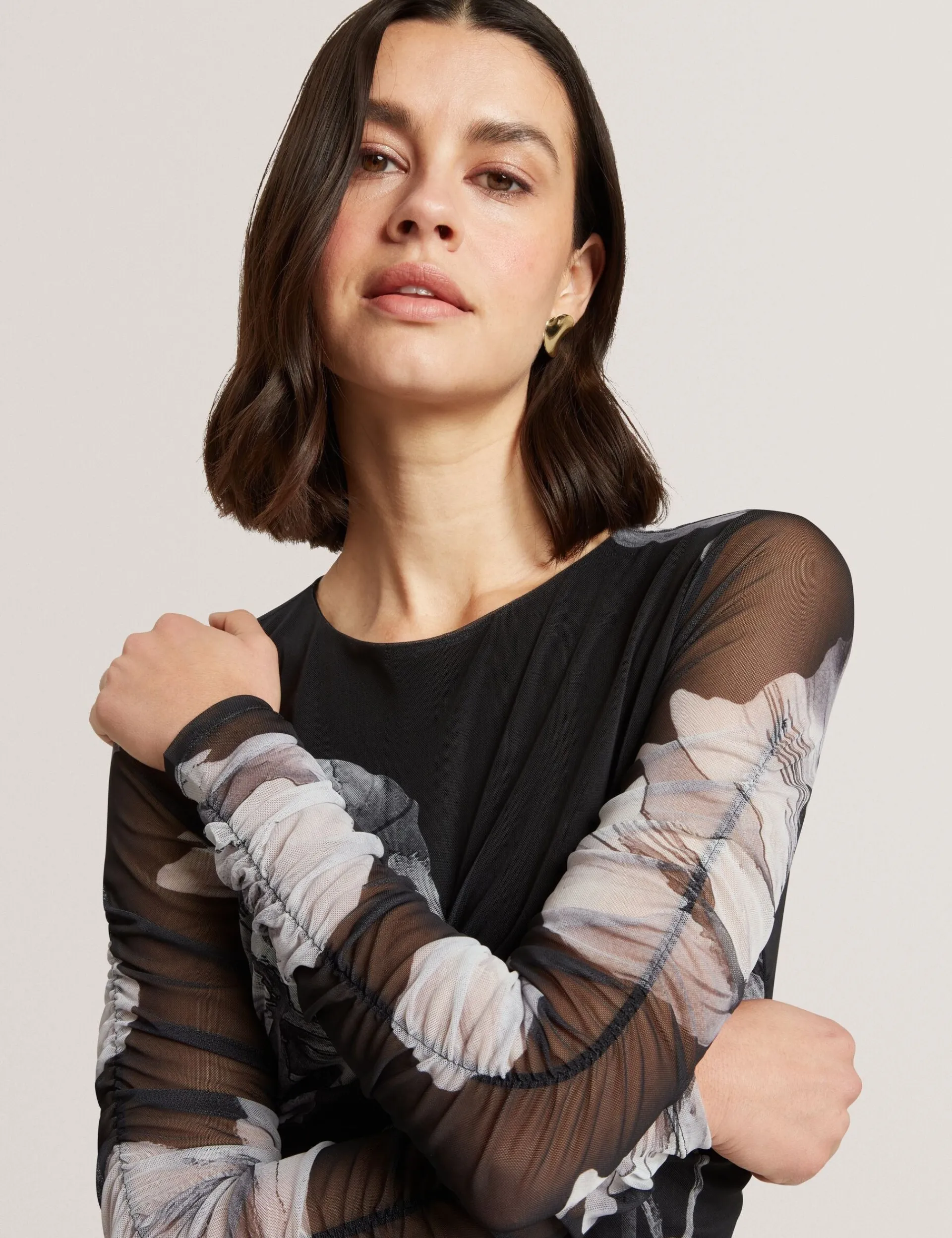 New Lobster Limited Festliche Kleidung|Neue Frühlingsblumen<Dunkelblümtes, geblümtes, gerafftes, figurbetontes Midikleid aus Mesh