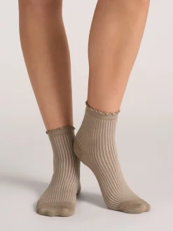 United Legwear & Apparel Co. Sämtliches Zubehör|Socken<3er-Pack gemischte Rüschen-Knöchelsocken