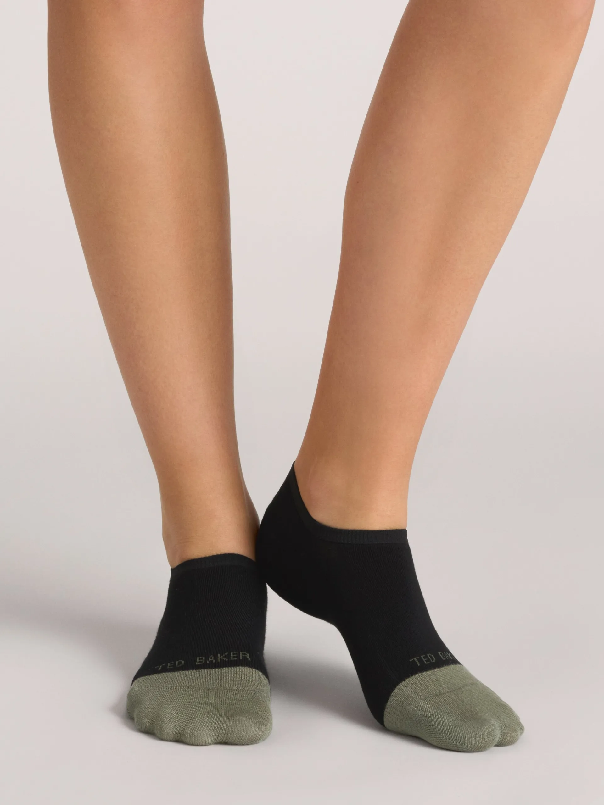 United Legwear & Apparel Co. Sämtliches Zubehör|Socken<3er-Pack kontrastfarbene Zehenkappen-Sneakersocken