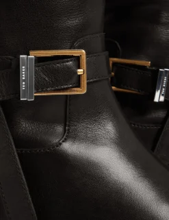 New Lobster Limited Stiefel<Flache Lederreitstiefel mit Gürteldetail