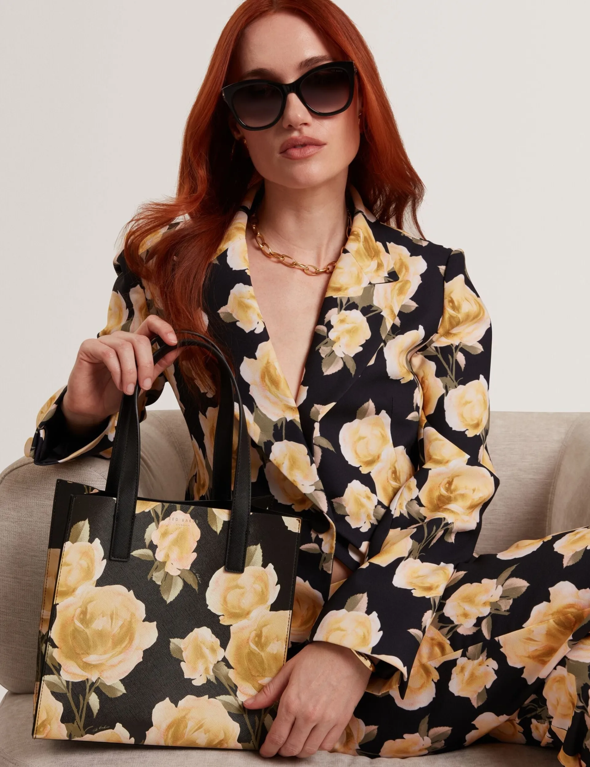 New Lobster Limited Tragetaschen|Golden Hour<Kleine Tragetasche mit Rosen-Print