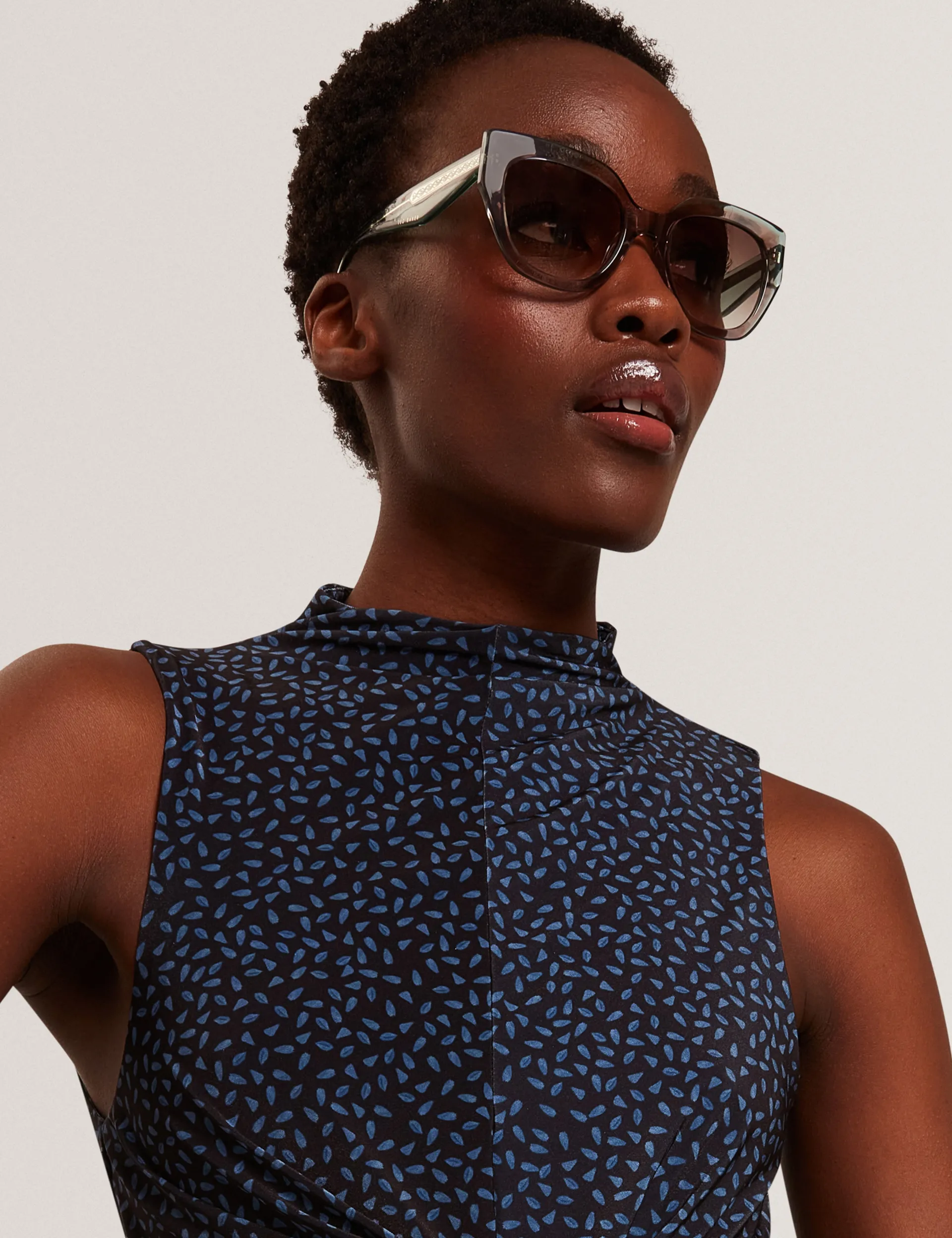 Licensee Mondottica Der Weihnachtsladen|Sonnenbrille<Klobige Cat-Eye-Sonnenbrille aus Acetat