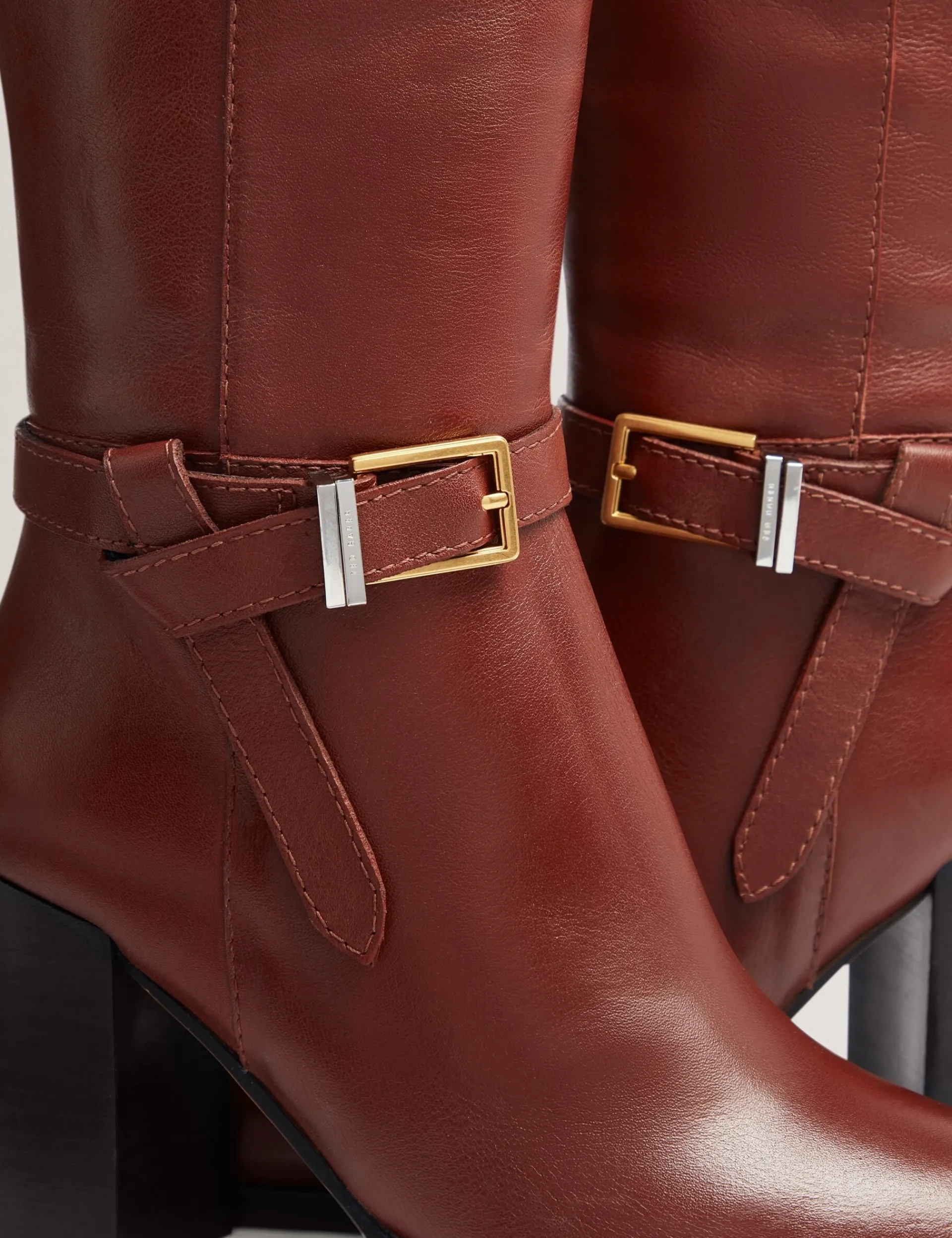 New Lobster Limited Stiefel|Arbeitskleidung<Kniehohe Lederstiefel mit Gürteldetail und Absatz
