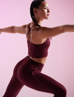 Licensee Batra Group Sportbekleidung<Komfortabler Yoga-Sport-BH mit Wellenkante