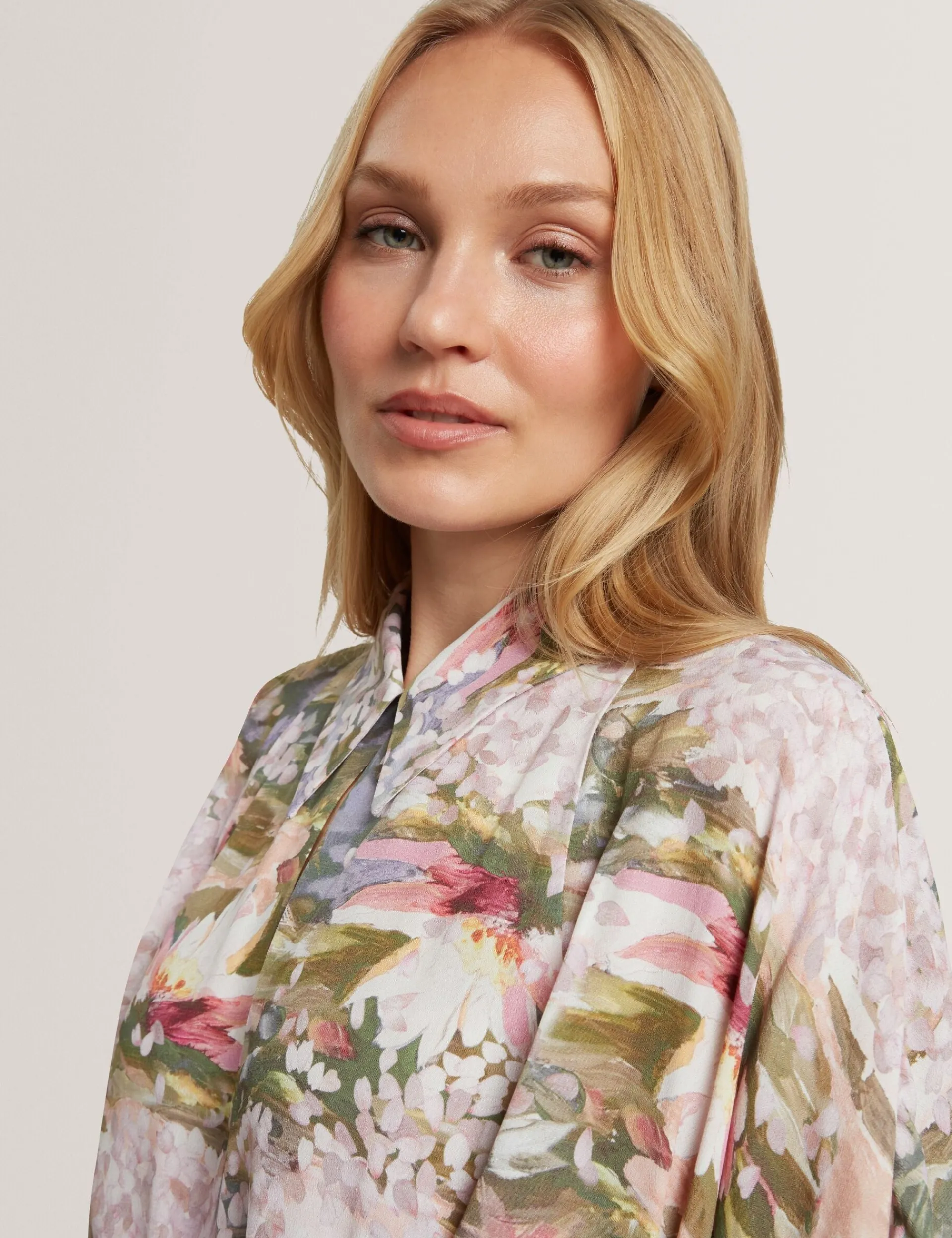 New Lobster Limited Festliche Kleidung|Neue Frühlingsblumen<Kurzarm-Hemdkleid mit Seerosenmuster