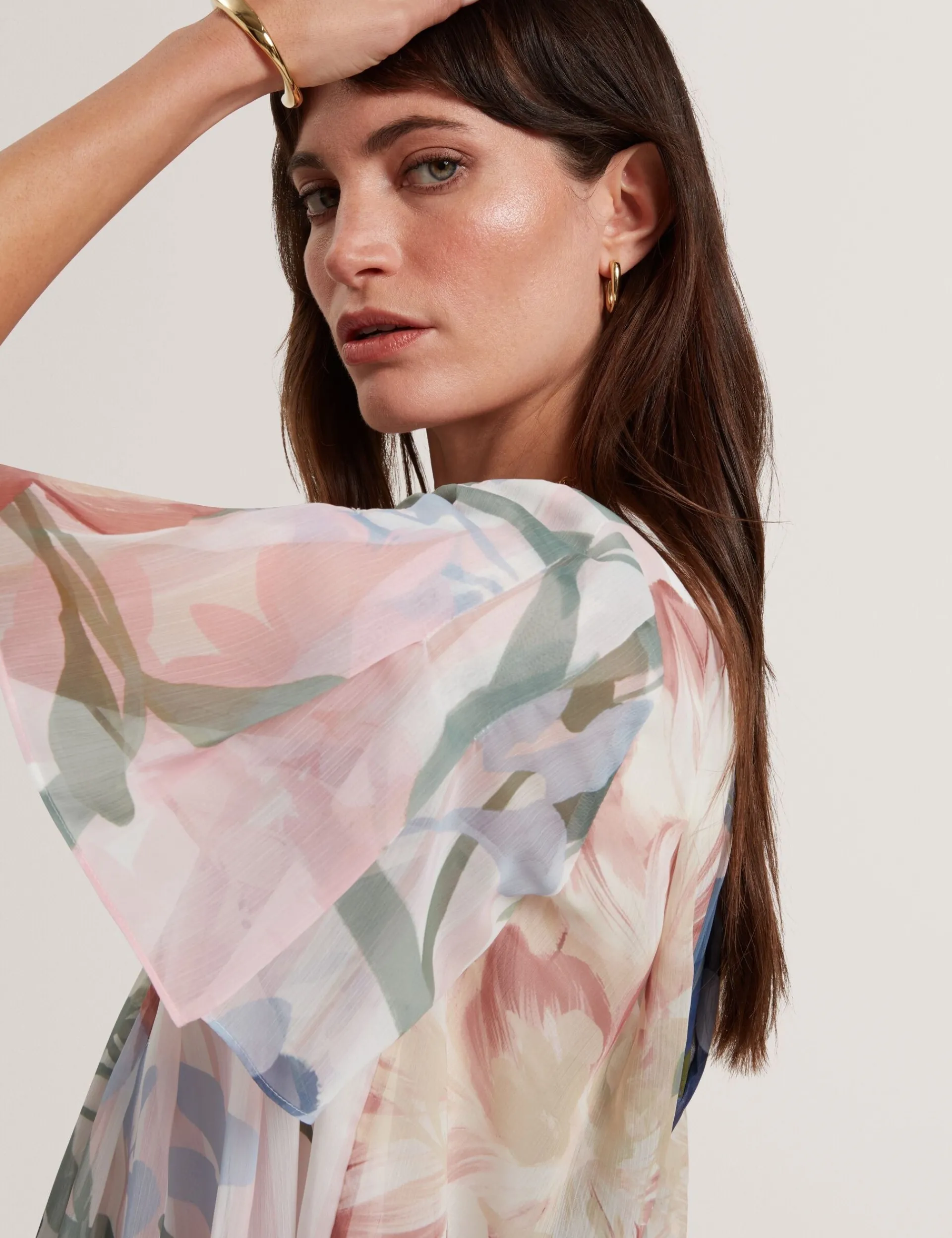 New Lobster Limited Anzüge & Zweiteiler|Oberteile & Blusen<Kurzarm-Top mit Blumenmuster und Falten, Engelsmotiv