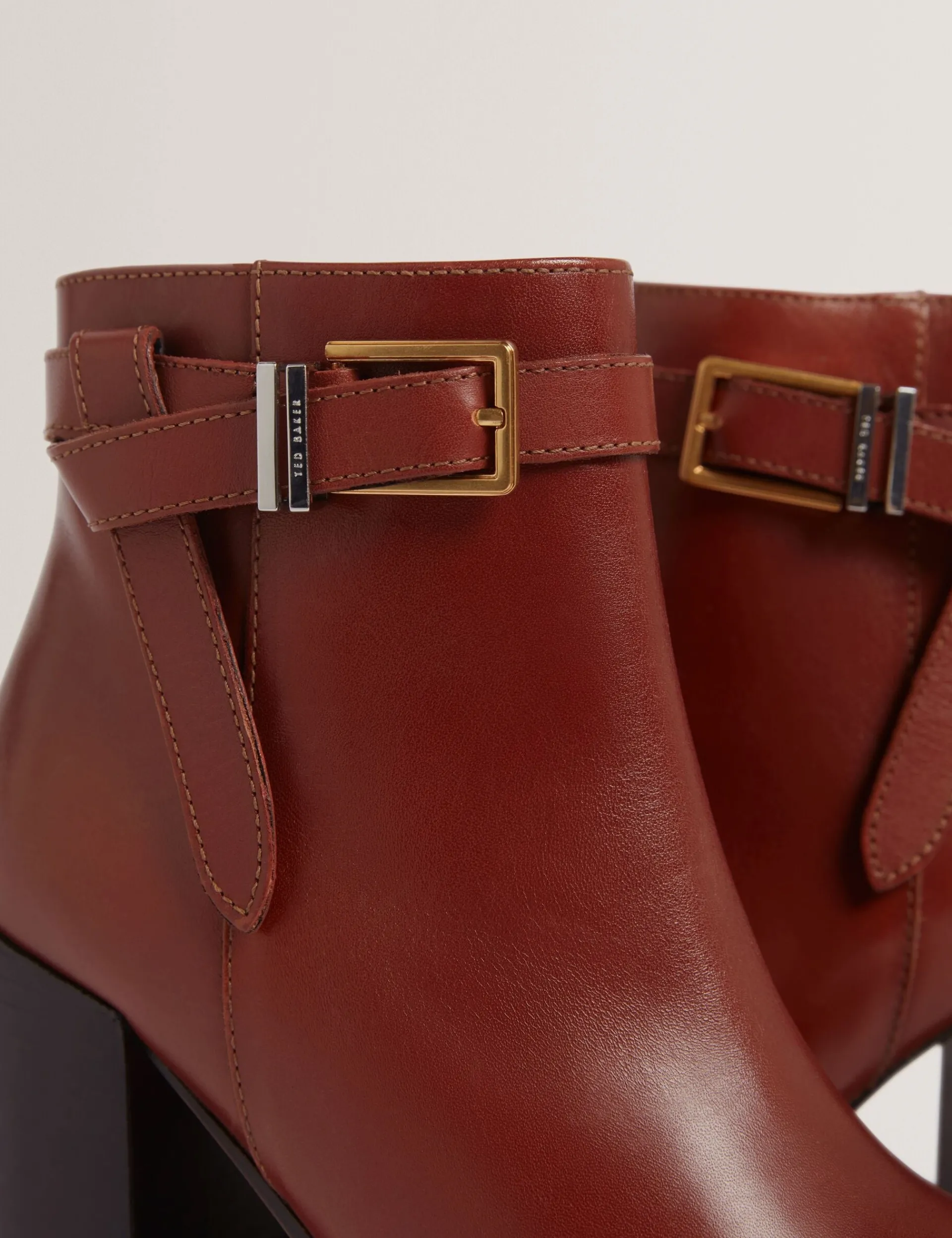 New Lobster Limited Stiefel|Arbeitskleidung<Leder-Ankle-Boots mit Gürtelbesatz und Absatz