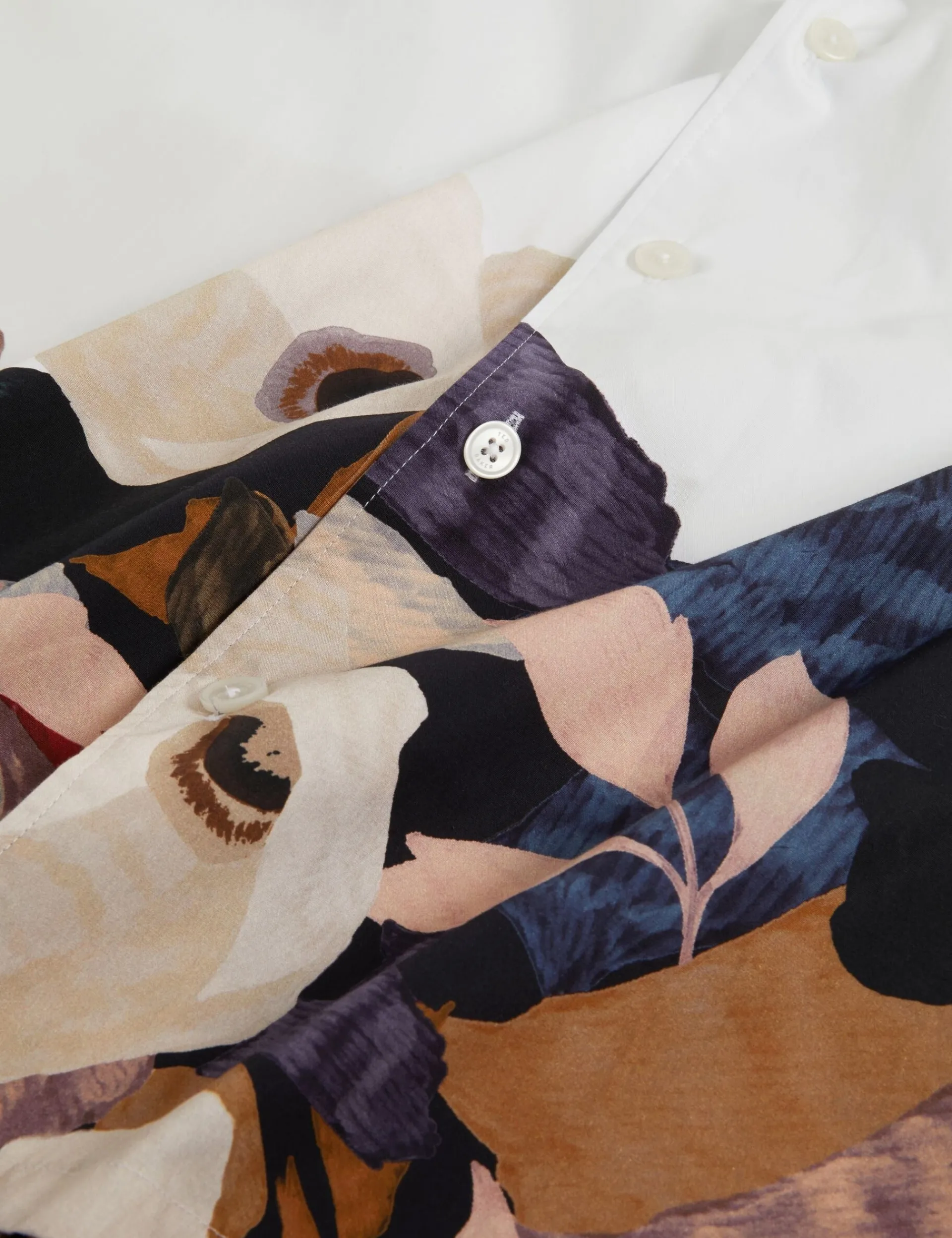 New Lobster Limited Breezy Blues Bearbeiten|Shirts<Lässiges Baumwollhemd mit bedrucktem Saum für den Resort-Bereich