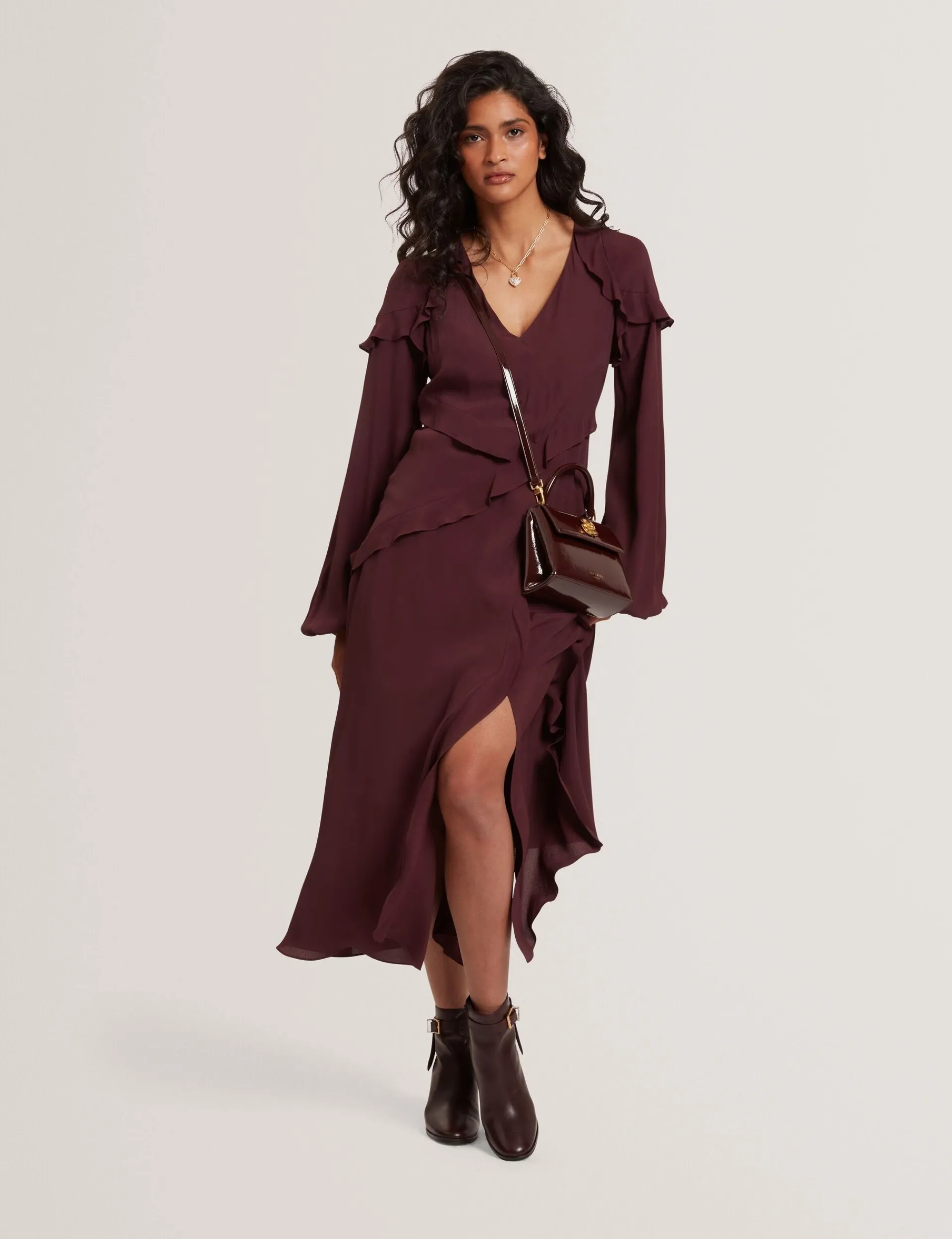 New Lobster Limited Kleider<Midikleid aus Crêpe mit Rüschenbesatz und langen Ärmeln