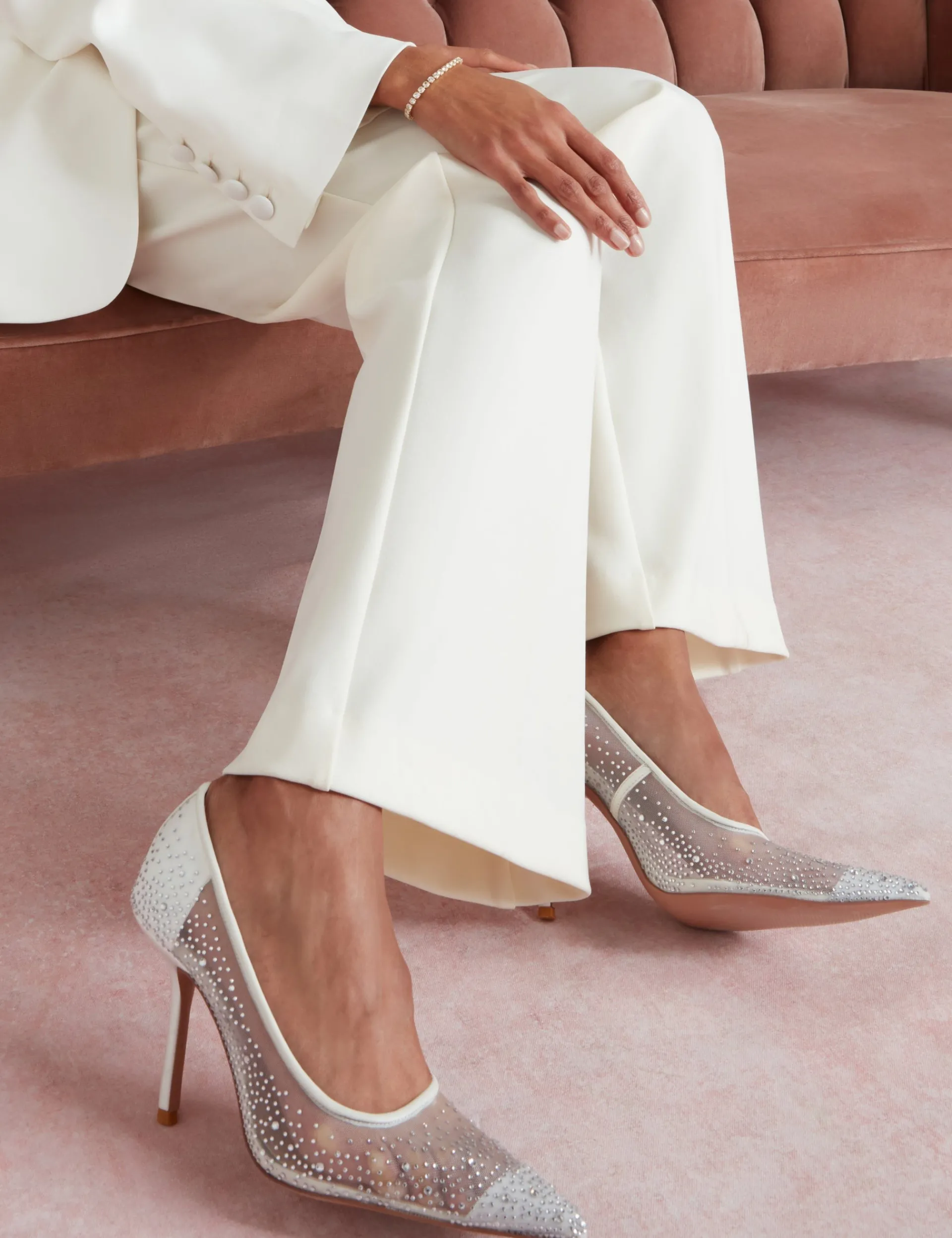 Damen New Lobster Limited Festliche Kleidung|Die Hochzeitsredaktion<Mit Strass besetzte Stiletto-Pumps aus Mesh