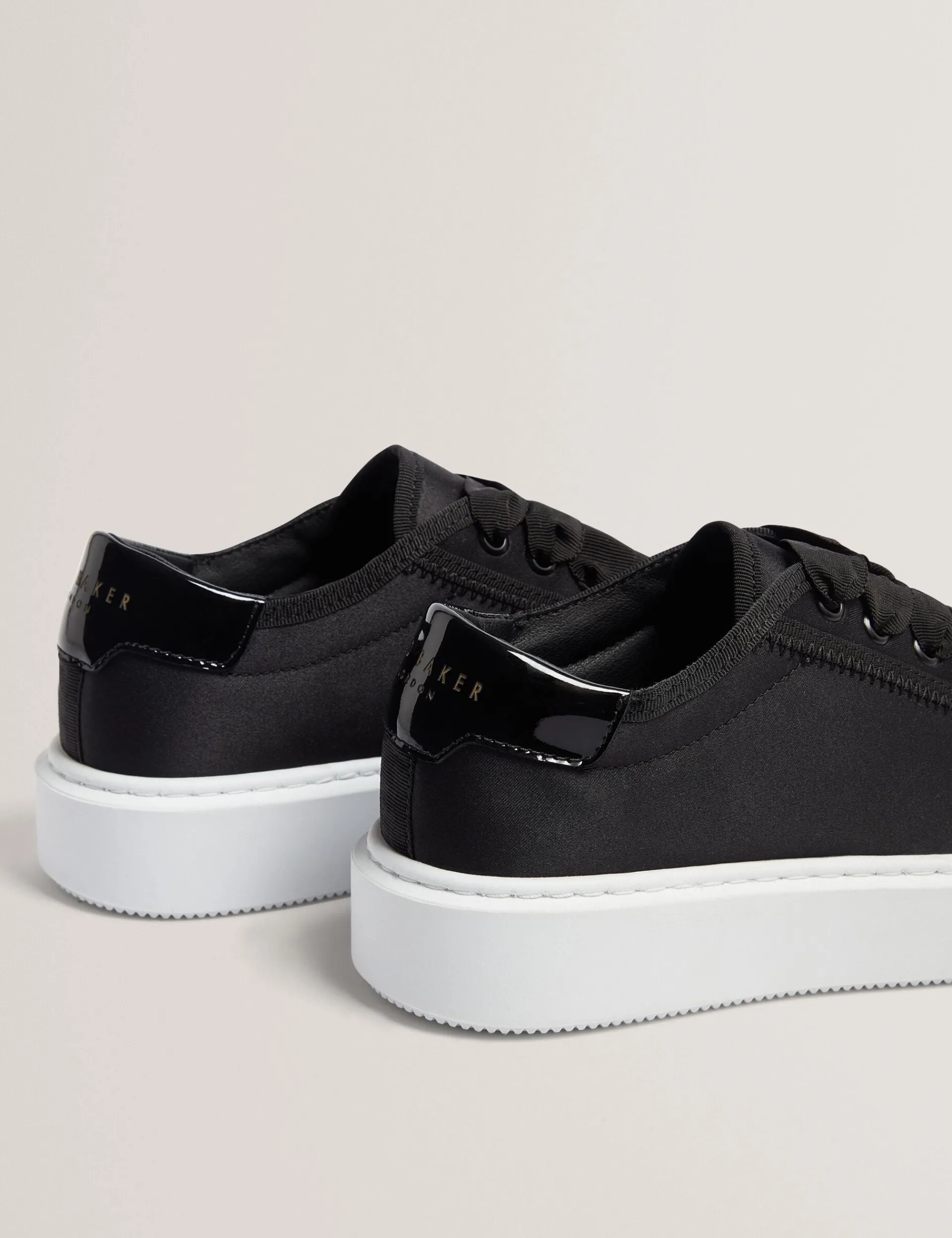 New Lobster Limited Trainer|Die Satin-Kollektion<Plateau-Sneaker mit Satinband und Spitze