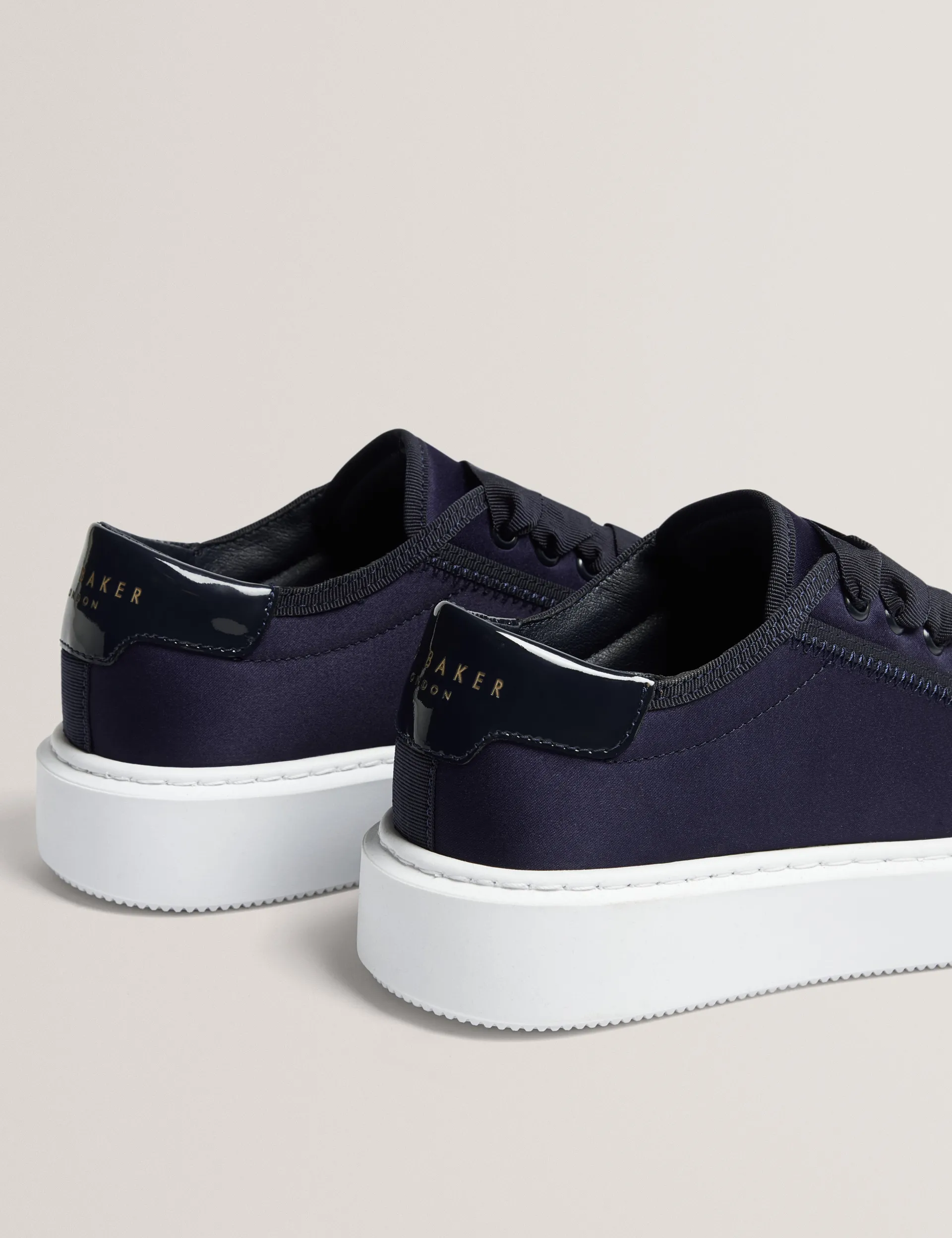 New Lobster Limited Trainer|Die Satin-Kollektion<Plateau-Sneaker mit Satinband und Spitze