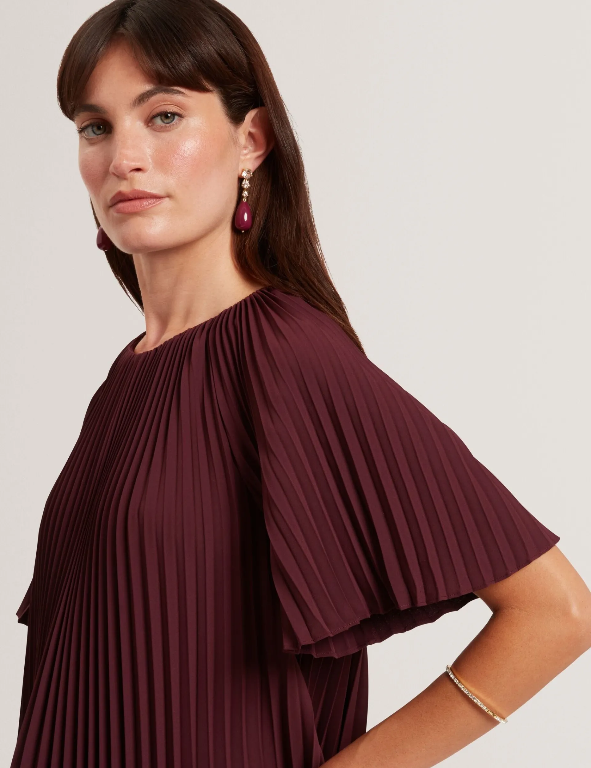 New Lobster Limited Kleider<Plissiertes A-Linien-Minikleid mit kurzen Ärmeln
