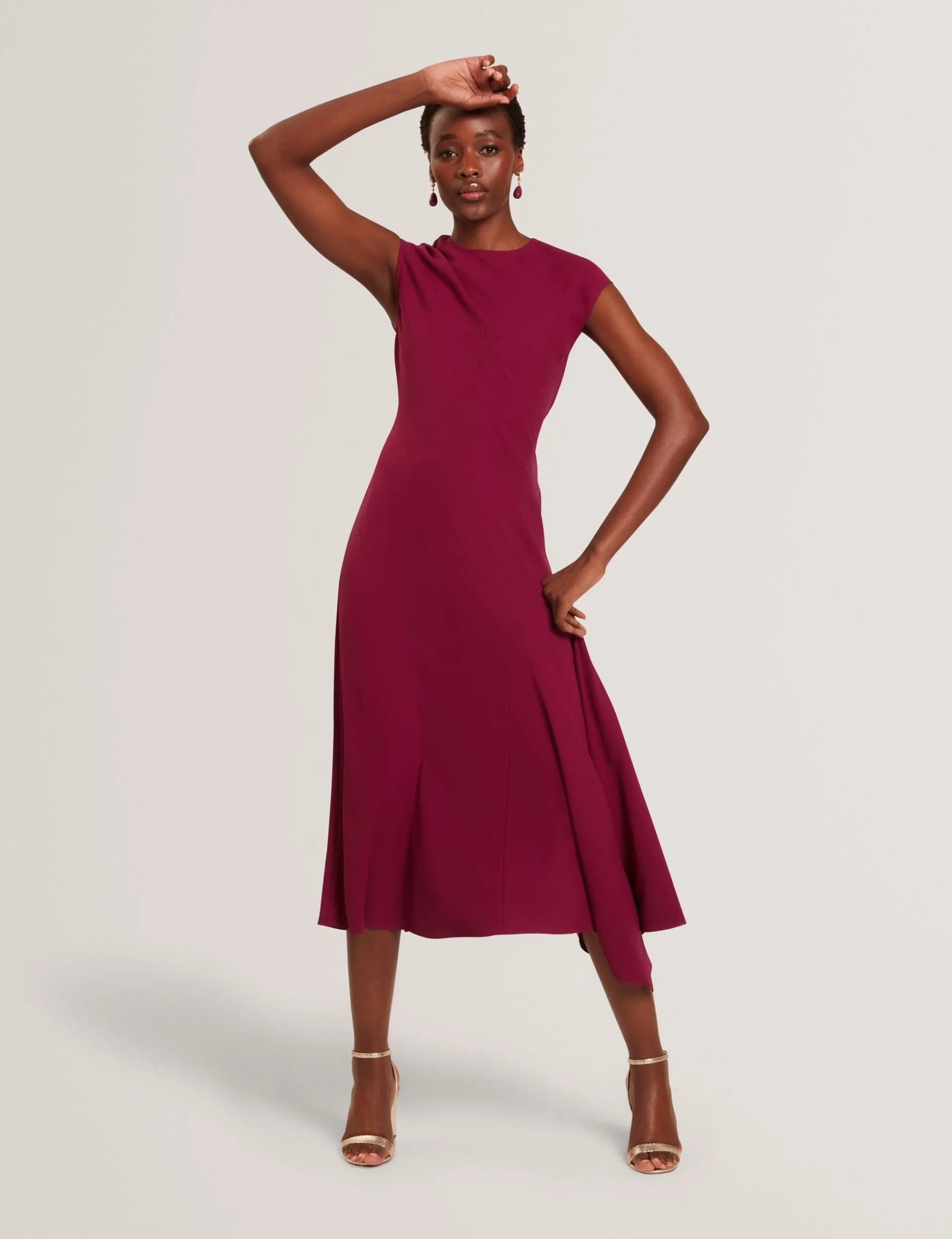 New Lobster Limited Kleider<Ärmelloses, asymmetrisches Midikleid mit schrägem Schnitt