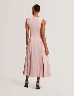 New Lobster Limited Festliche Kleidung|Die Hochzeitsredaktion<Ärmelloses Midikleid mit umgekehrten Falten