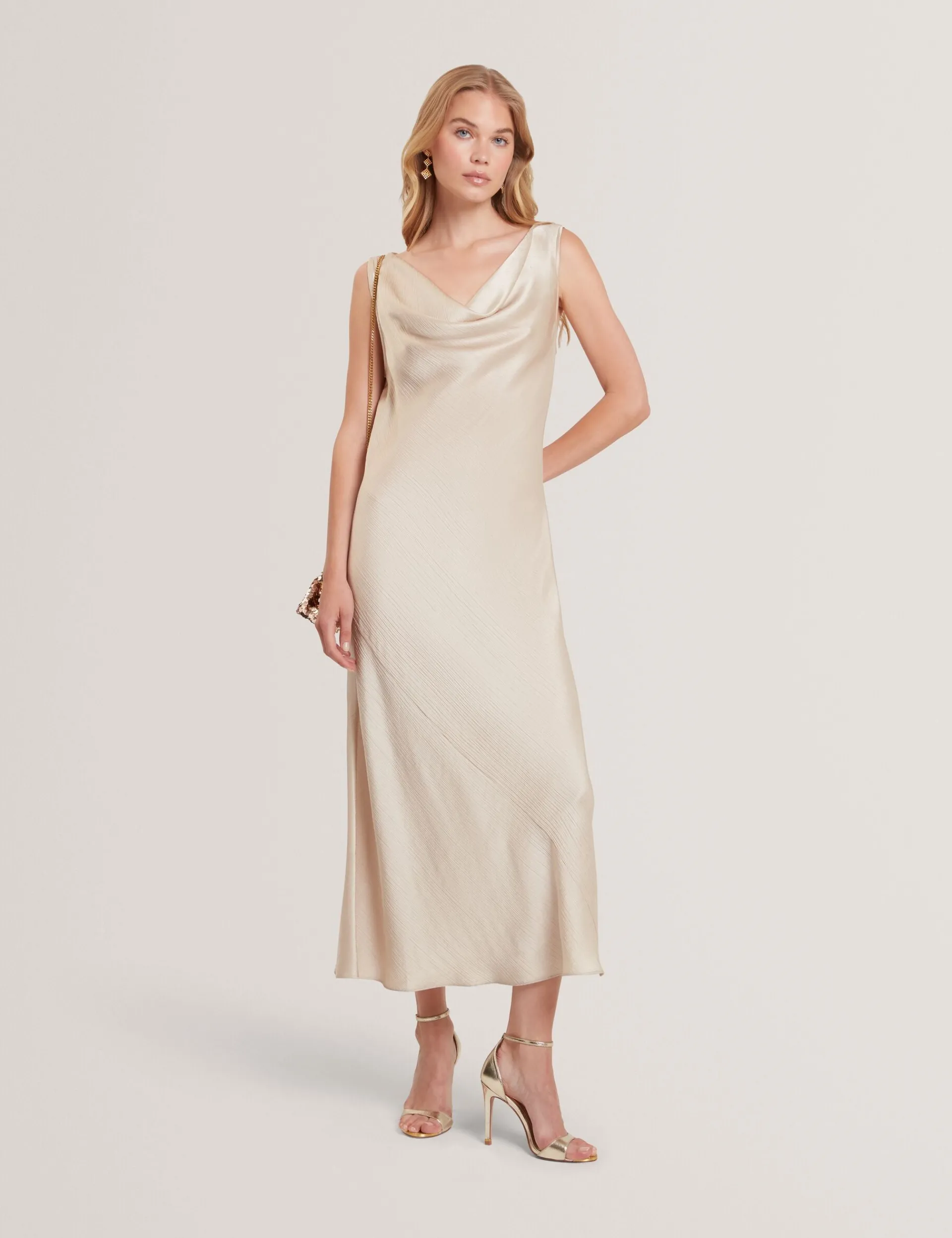 New Lobster Limited Die Hochzeitsredaktion|Golden Hour<Satin Midi-Kleid mit Wasserfallausschnitt