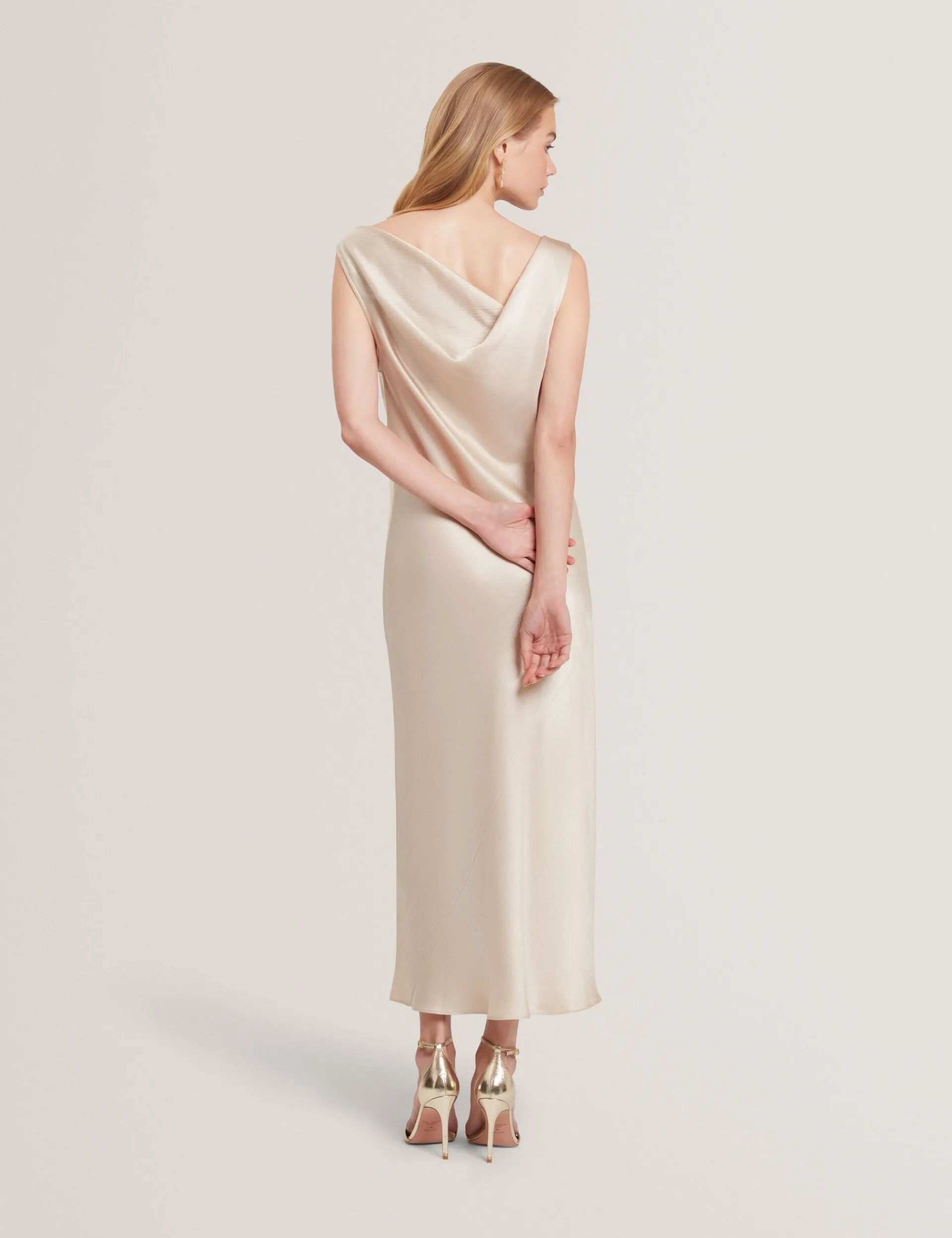 New Lobster Limited Die Hochzeitsredaktion|Golden Hour<Satin Midi-Kleid mit Wasserfallausschnitt