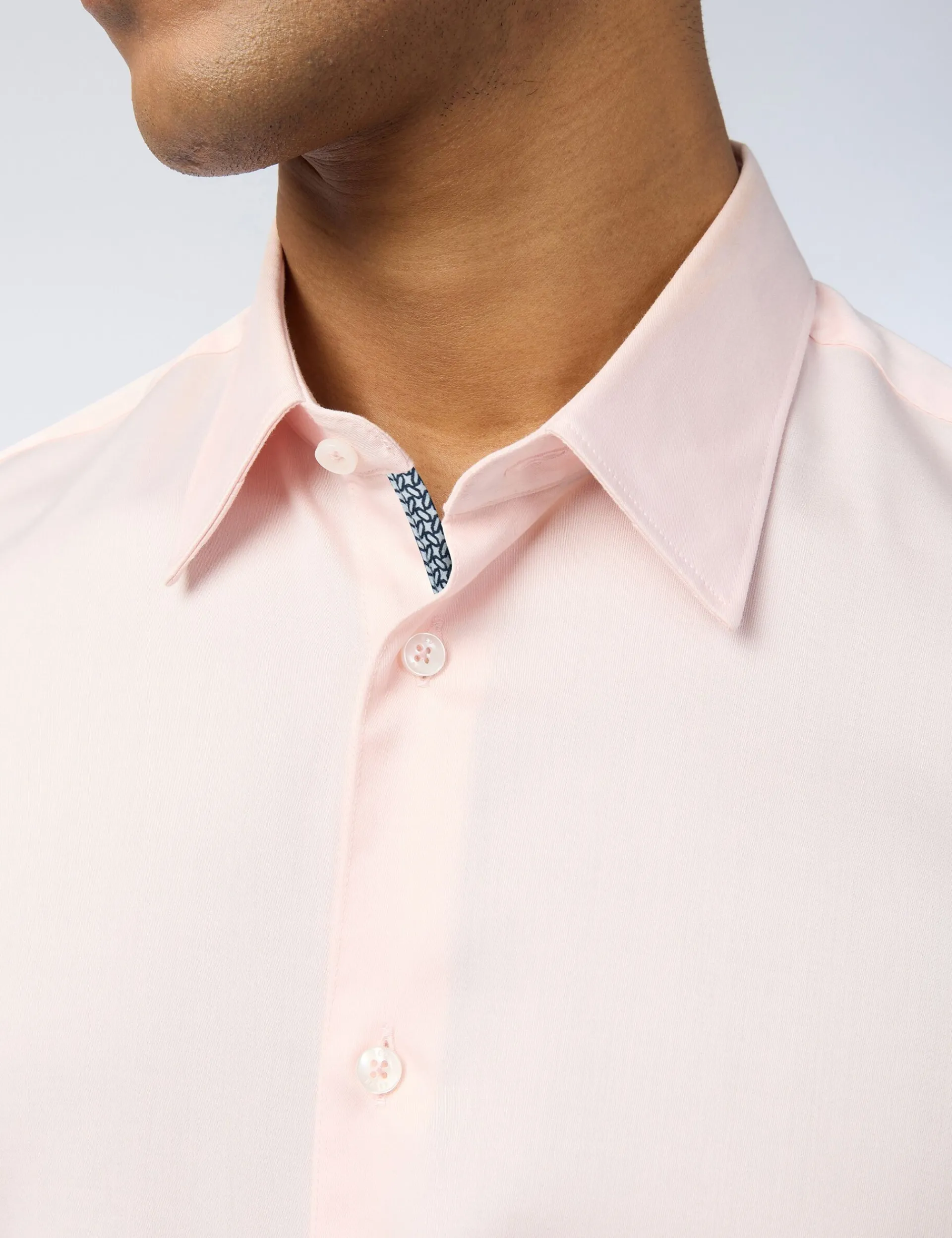 Licensee Baird Group Shirts|Arbeitskleidung<Satin-Stretch-Baumwollhemd, schmal geschnitten