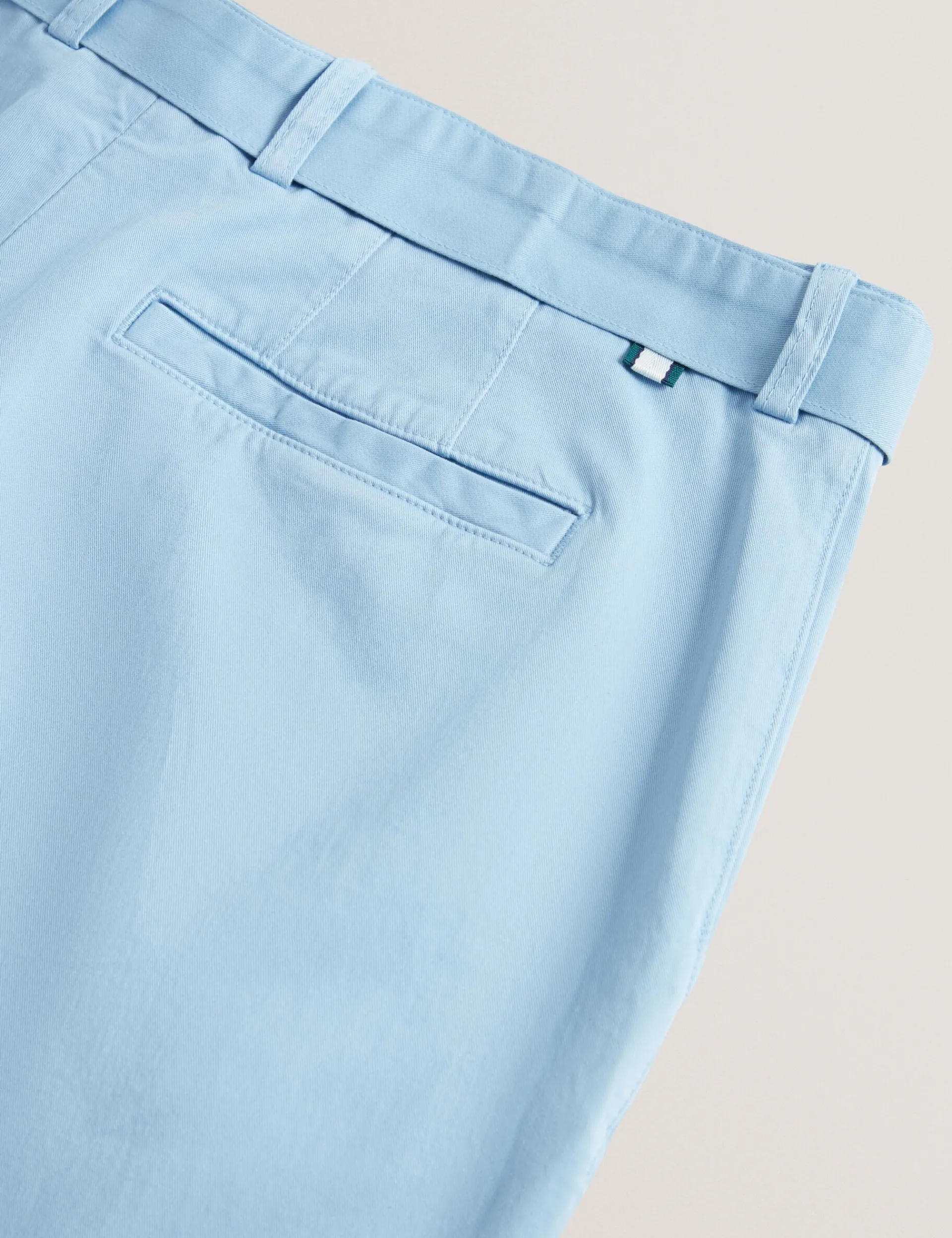 New Lobster Limited Breezy Blues Bearbeiten|Hosen & Chinos<Schmal zulaufende Baumwollhose mit Gürtel