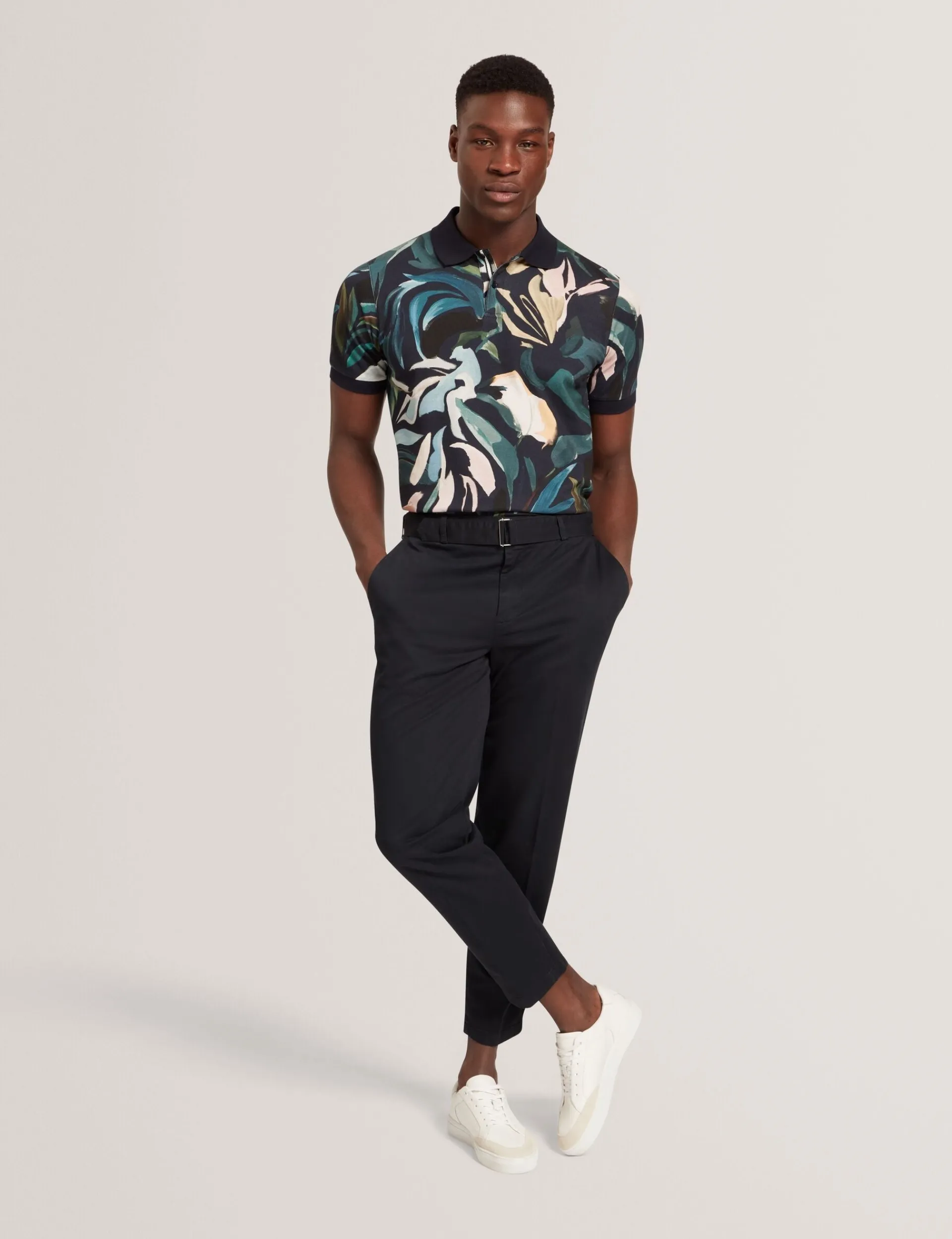 New Lobster Limited Breezy Blues Bearbeiten|Hosen & Chinos<Schmal zulaufende Baumwollhose mit Gürtel