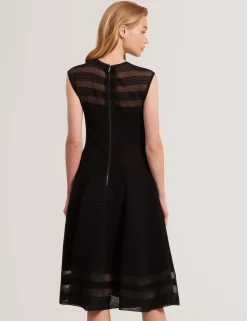 New Lobster Limited Anzüge & Zweiteiler|Kleider<Skaterkleid mit transparentem Einsatz und Rippstrick