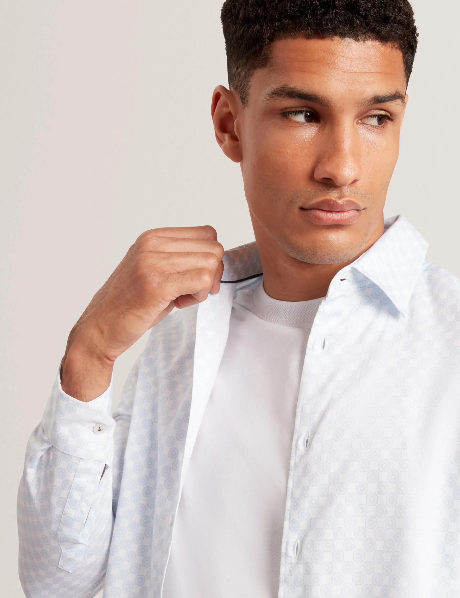 New Lobster Limited Breezy Blues Bearbeiten|Shirts<Slim-Fit-Hemd mit geometrischem Kreismuster