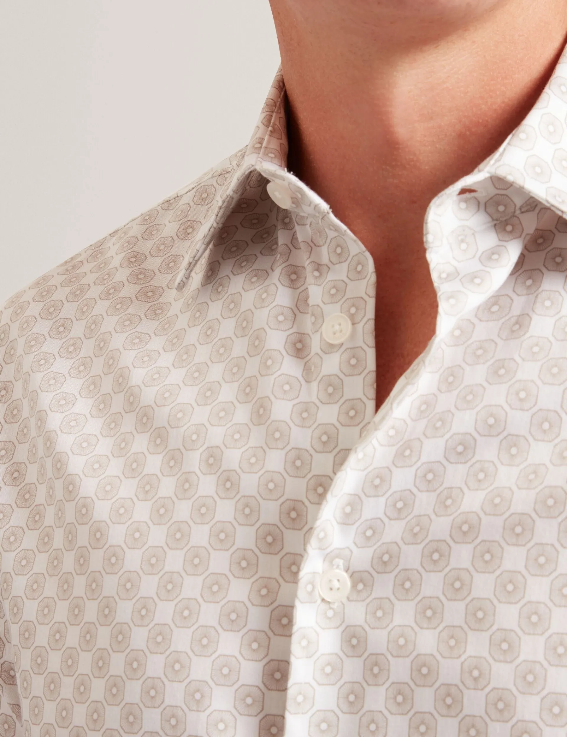 New Lobster Limited Breezy Blues Bearbeiten|Shirts<Slim-Fit-Hemd mit geometrischem Kreismuster