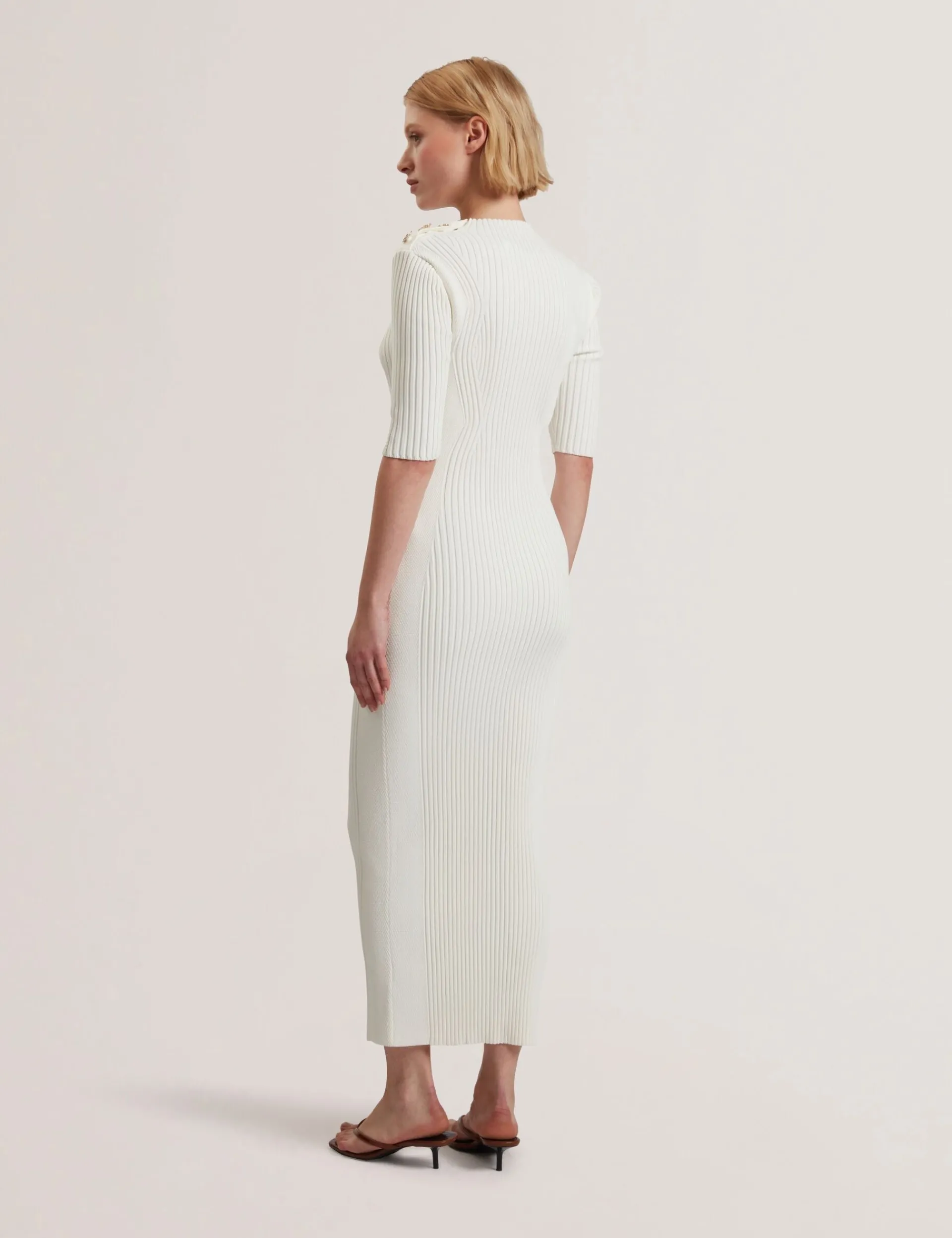 New Lobster Limited Kleider|Arbeitskleidung<Strickkleid mit Rosenknopf, figurbetont, Midi-Länge