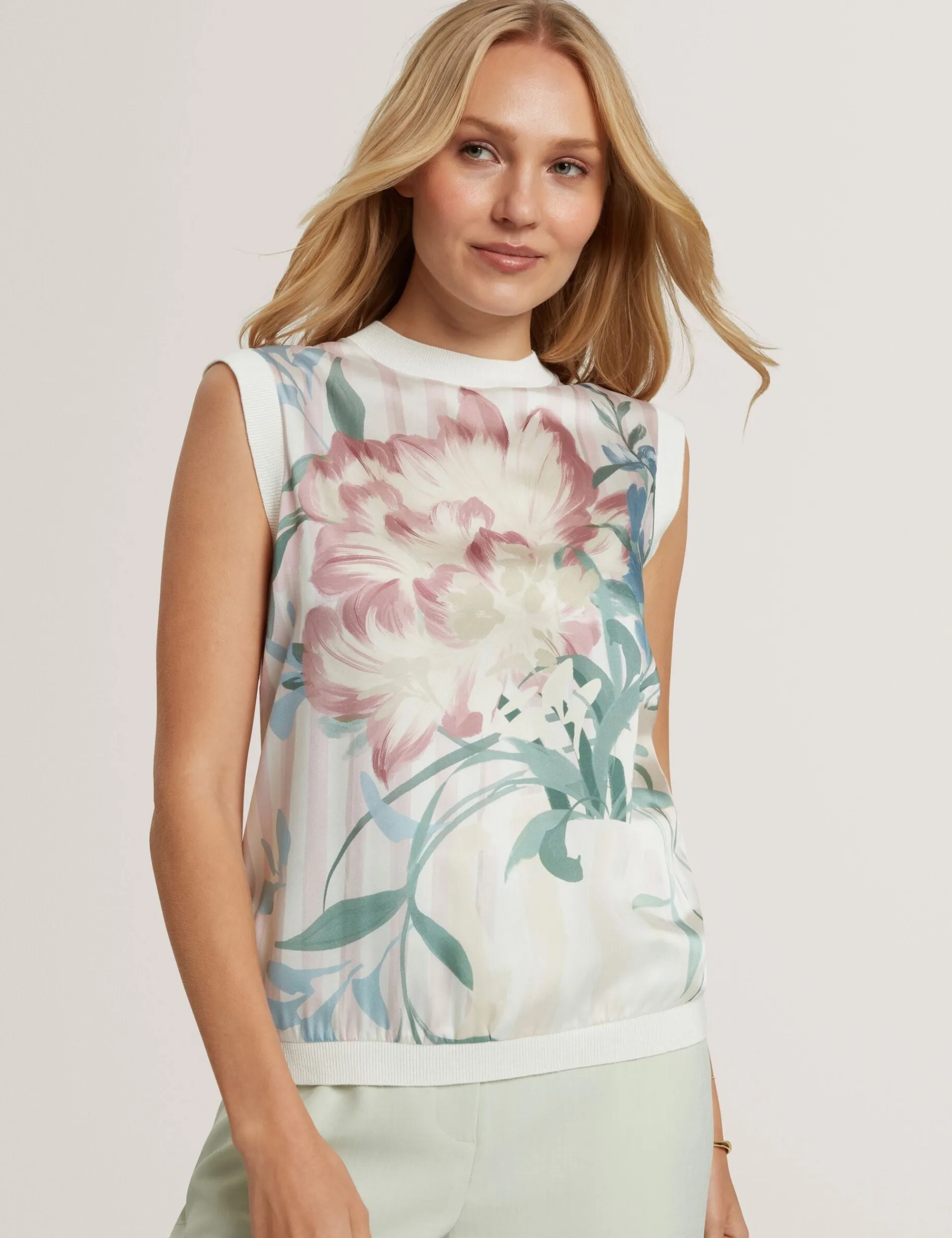 New Lobster Limited Oberteile & Blusen|Neue Frühlingsblumen<Tanktop mit Blumenmuster vorne, gestrickt