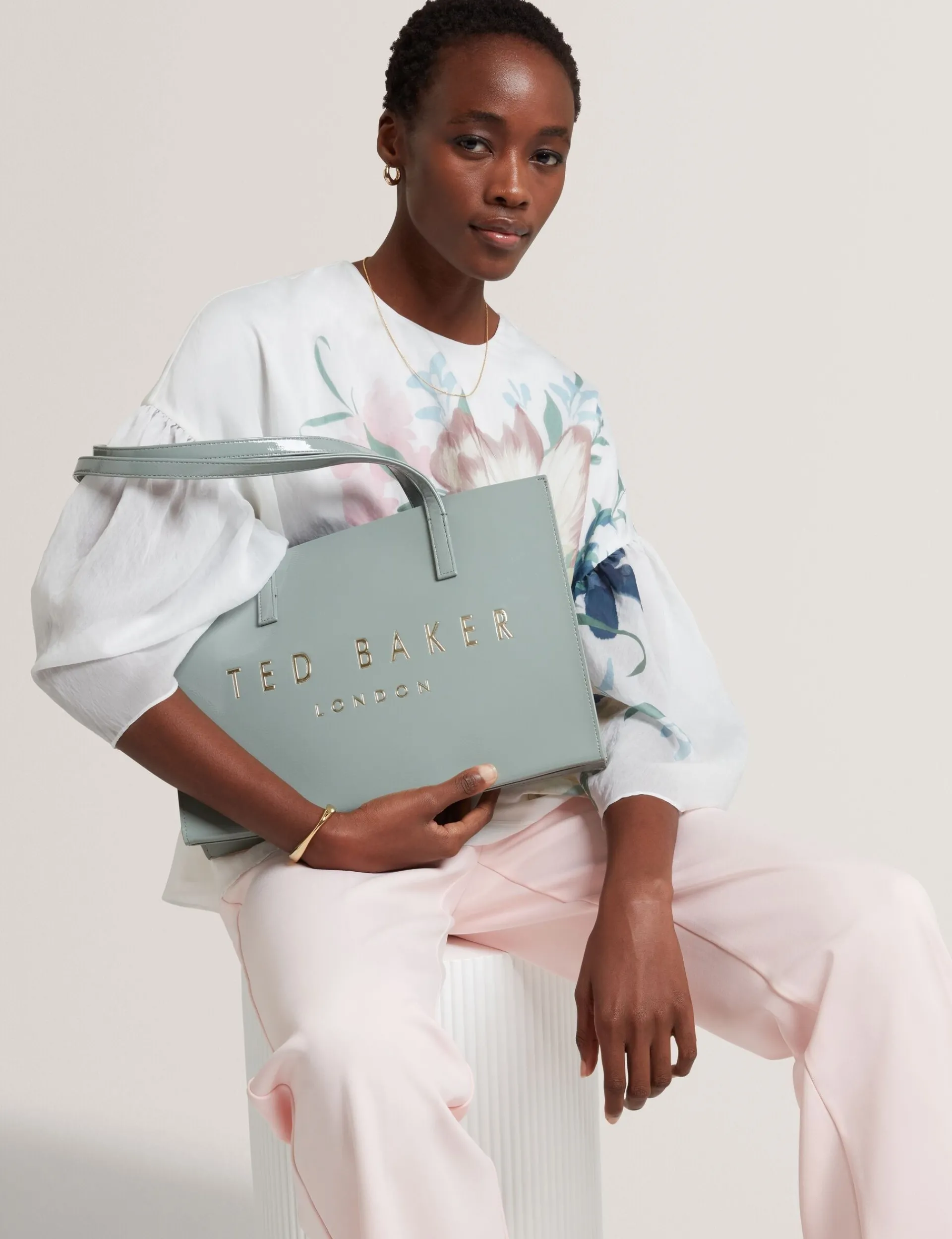 New Lobster Limited Tragetaschen|Icon & Signature Taschen<Tragetasche aus geknittertem PU in länglicher Icon-Form