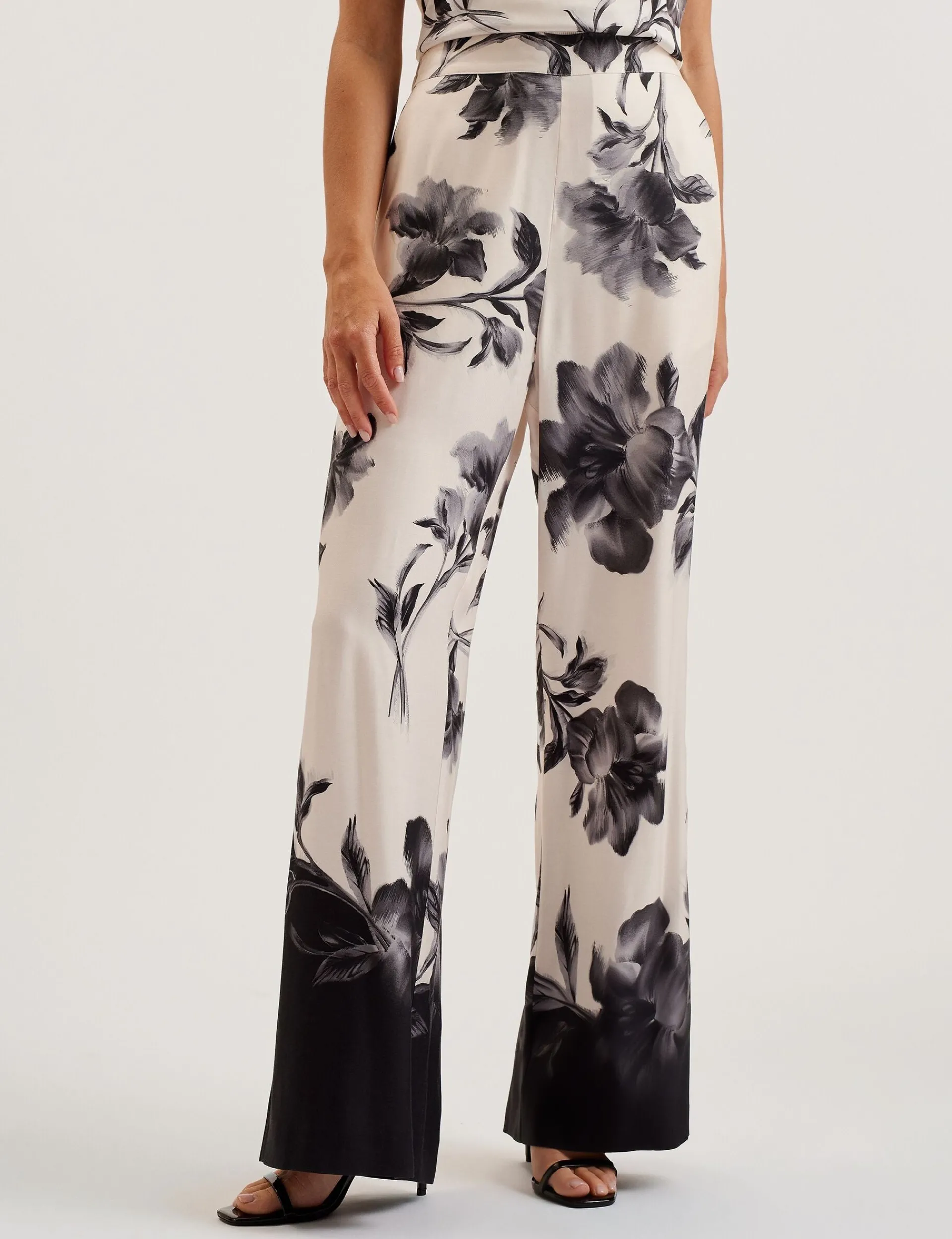 New Lobster Limited Hosen & Shorts<Weite Schlupfhose mit Blumenmuster