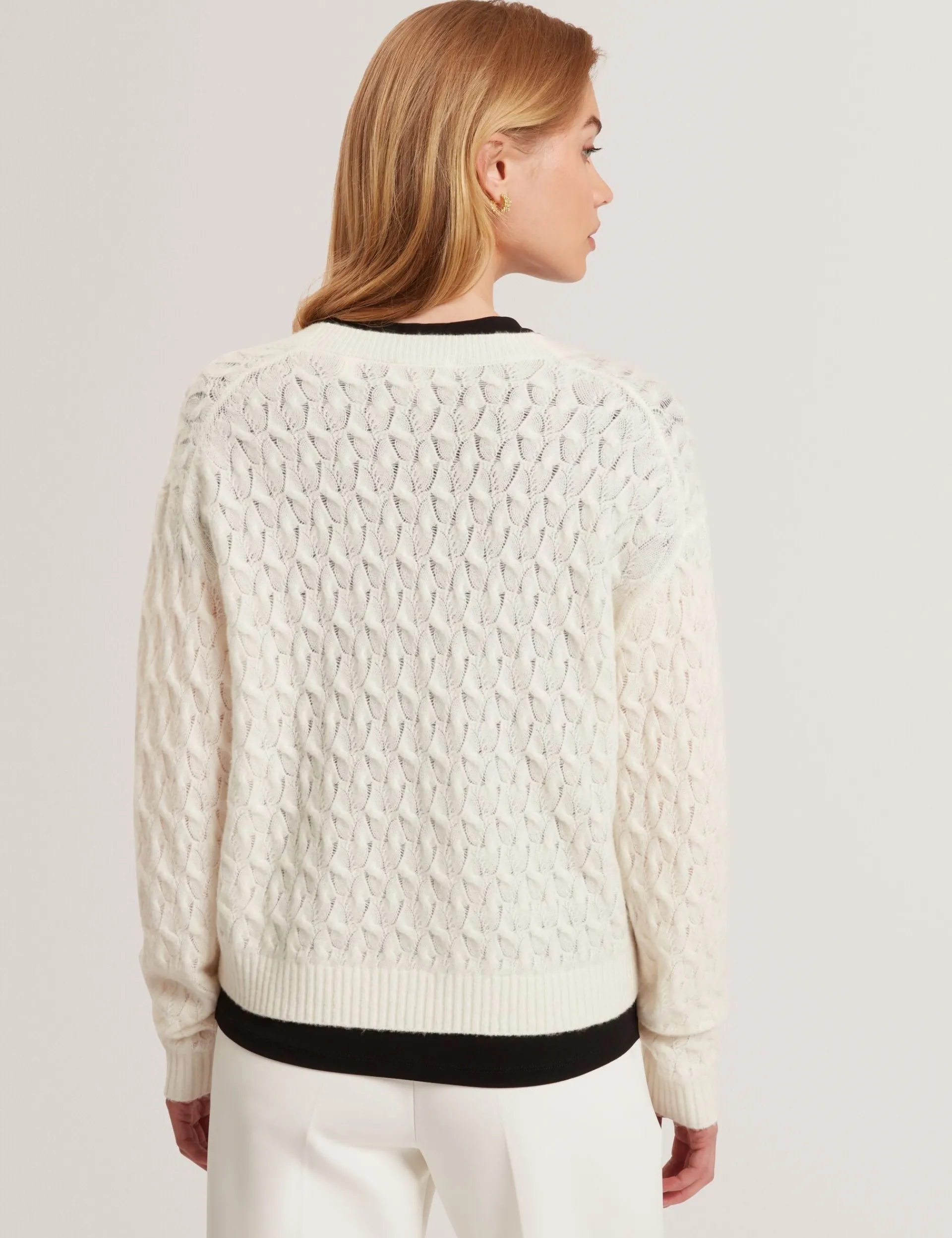 New Lobster Limited Oberteile & Blusen|Pullover & Strickjacken<Zopfstrick-Strickjacke aus Wolle mit V-Ausschnitt